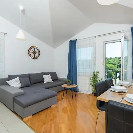 Apartman Near The Center/beach *