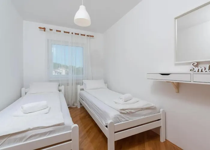 Апартаменты Near The Center/beach